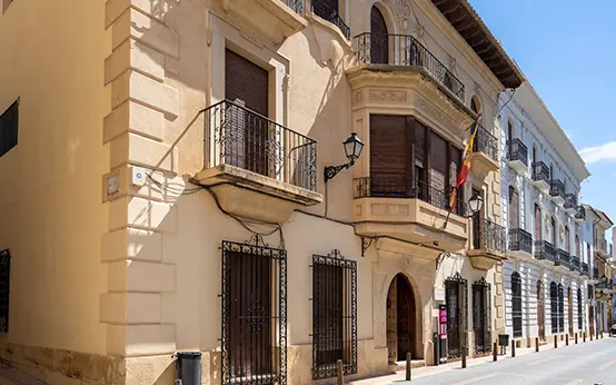 Fachada del Museo de Ciencias Naturales y Etnográfico Jerónimo Molina Fachada del Museo de Ciencias Naturales y Etnográfico Jerónimo Molina