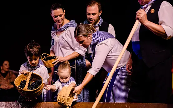 Inauguración de la Fuente del Vino en la Fiesta de la Vendimia de Jumilla