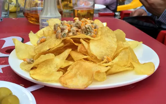 Patatas con berberechos Patatas con berberechos