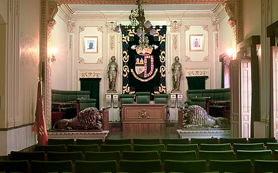 Salón de plenos del Ayuntamiento de Jumilla